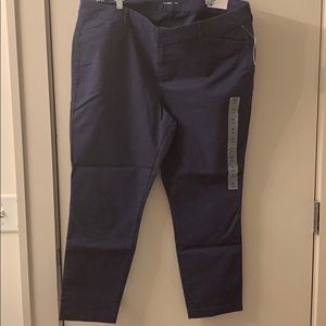 NWT Old Navy Pixie Pants
